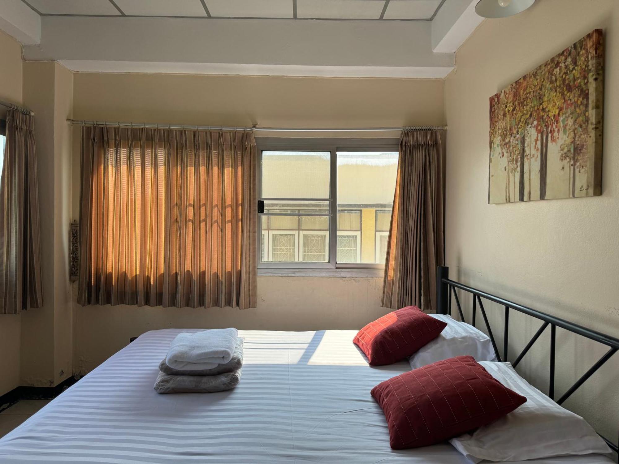 Kc Guest House Bangkok Luaran gambar