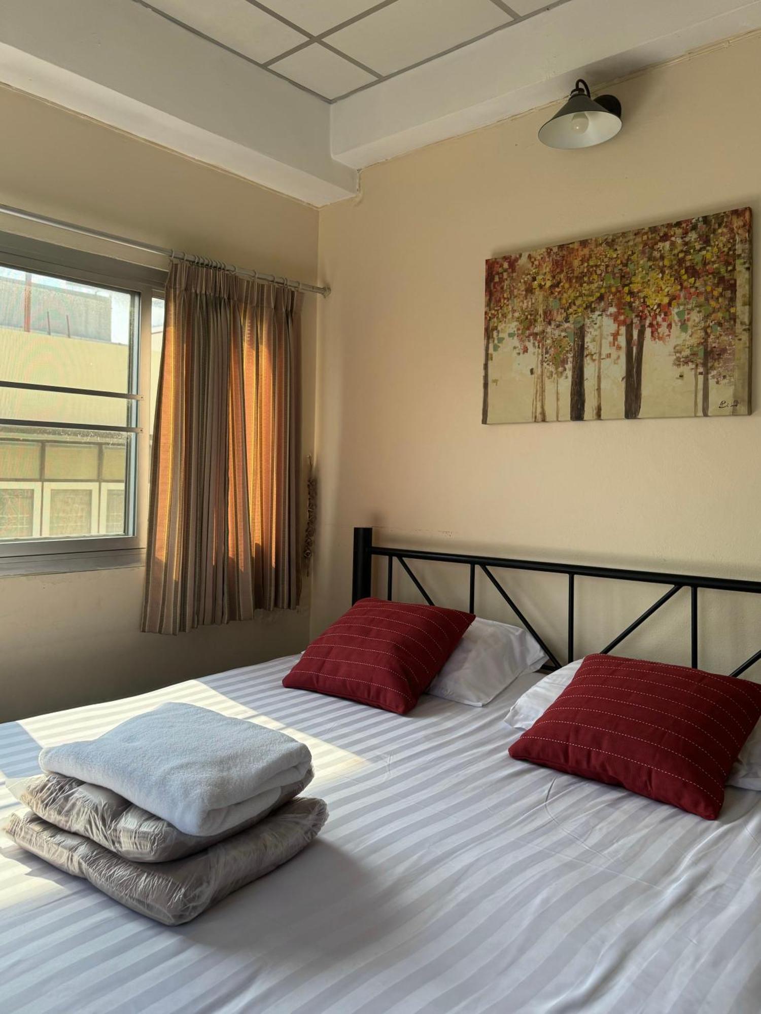 Kc Guest House Bangkok Luaran gambar