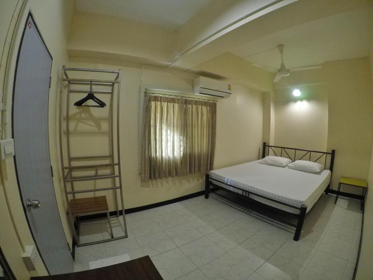 Kc Guest House Bangkok Luaran gambar